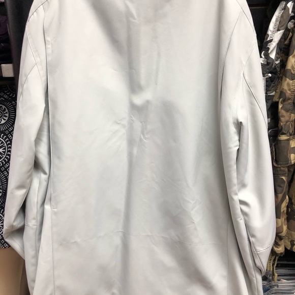 Weatherproof mans jacket - Picture 4 of 6